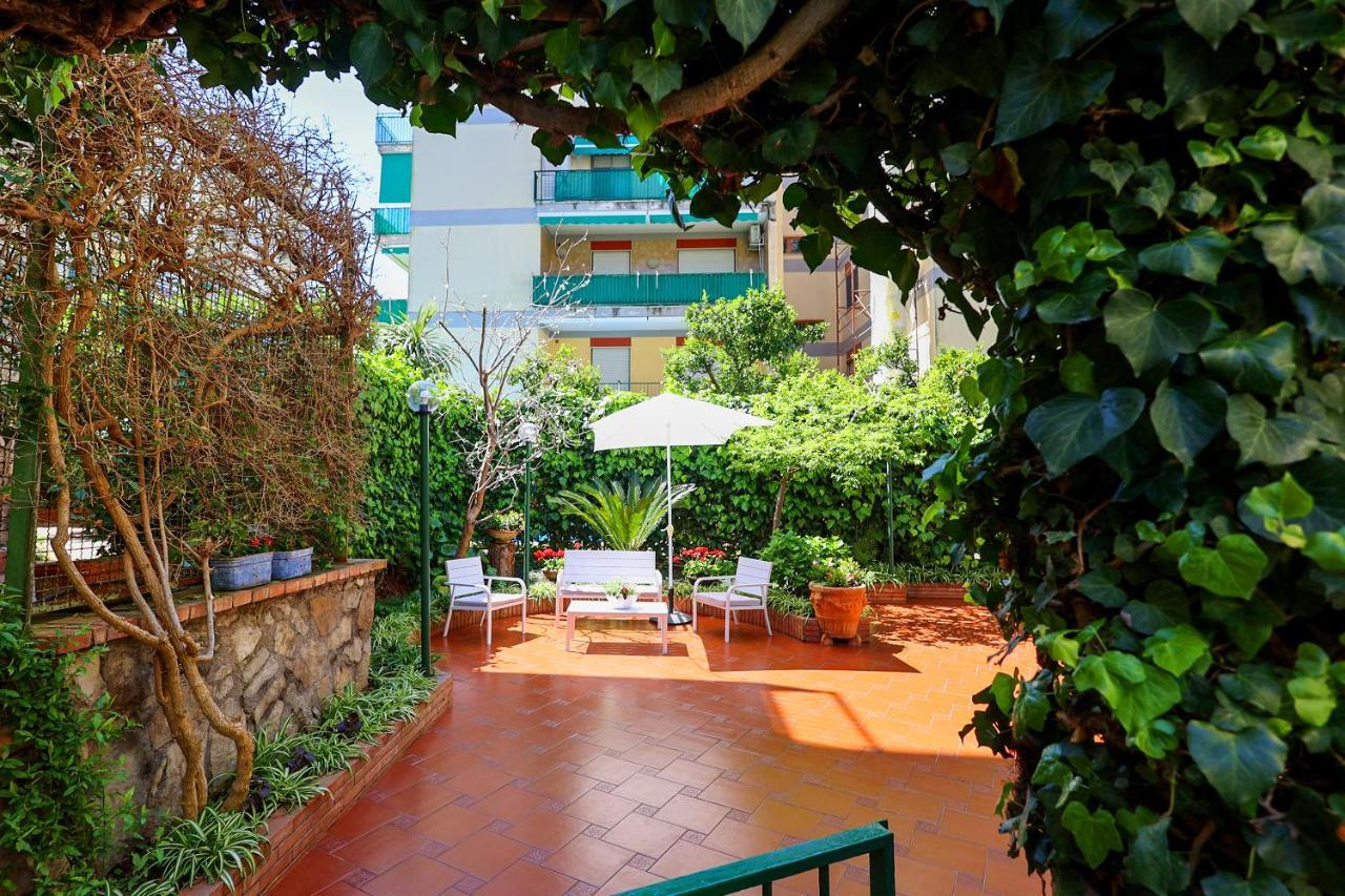 Garden House Giulia Apartman Sorrento Kültér fotó